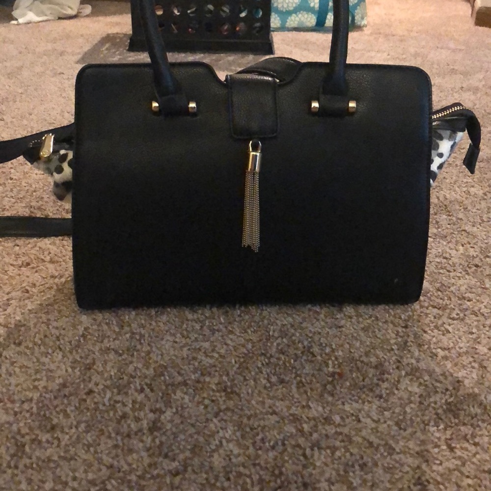 Black charming Charlie purse